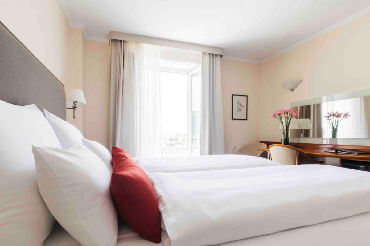 Eurostars Uhotel 4* Ljubljana