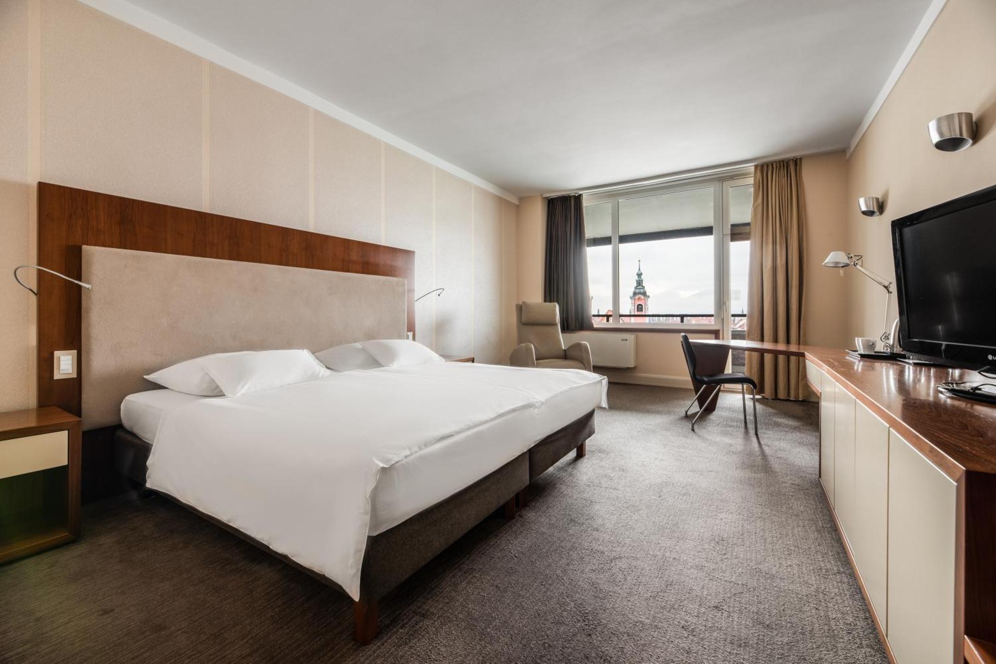 Eurostars Uhotel Hotel